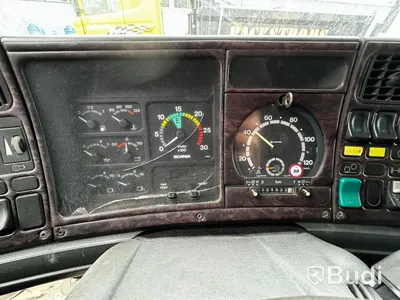SCANIA R144GB6X2NA530 | Manuell | 520hk | 1999 | Reparationsobjekt lastväxlarprojekt - EXPORT