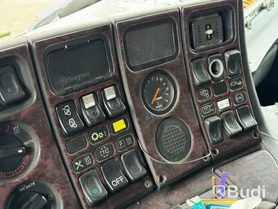 SCANIA R144GB6X2NA530 | Manuell | 520hk | 1999 | Reparationsobjekt lastväxlarprojekt - EXPORT