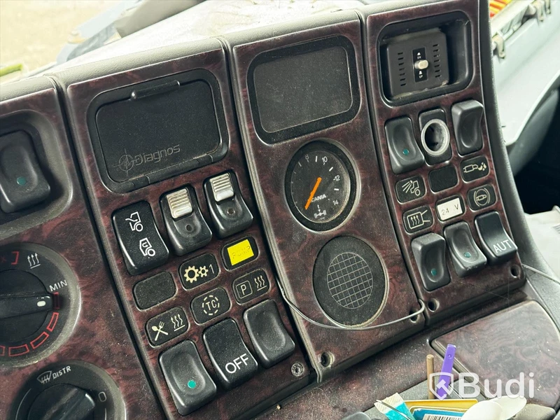 SCANIA R144GB6X2NA530 | Manuell | 520hk | 1999 | Reparationsobjekt lastväxlarprojekt - EXPORT