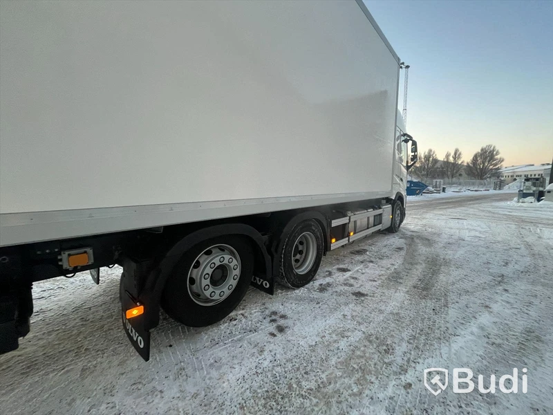 Lastbil Volvo FH 500 Yrkesutbildning Fjärrbil | 2022 | Automat | Öppningsbar sida | Nypris ca 2 800 000