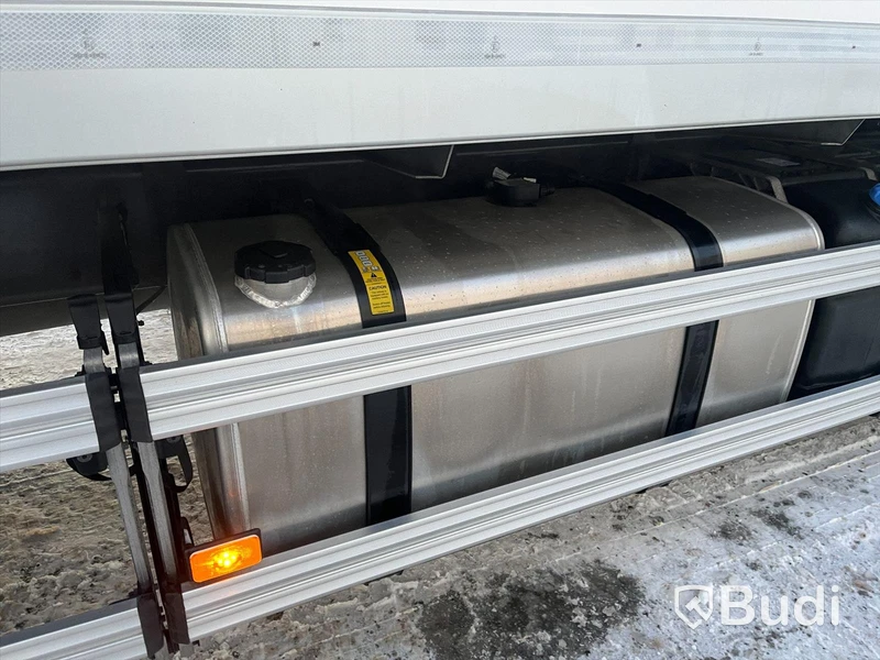 Lastbil Volvo FH 500 Yrkesutbildning Fjärrbil | 2022 | Automat | Öppningsbar sida | Nypris ca 2 800 000
