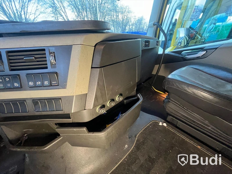 Kylbil Volvo FH 12.8 -2015 | I-Shift | 510hk | Närko med öppningsbarsida och baklyft