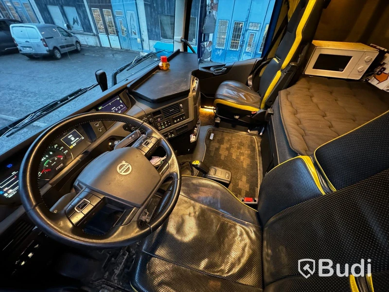 Tippbil Volvo FH 750 8x4 16.1 | I-Shift | 750hk | 2015 | Euro6
