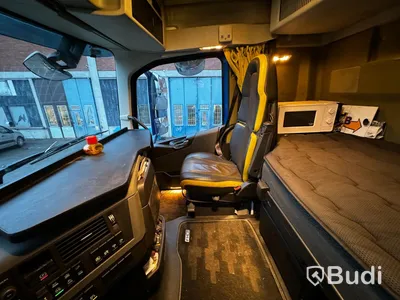 Tippbil Volvo FH 750 8x4 16.1 | I-Shift | 750hk | 2015 | Euro6