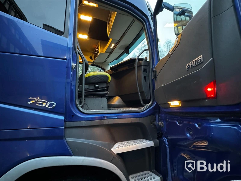 Tippbil Volvo FH 750 8x4 16.1 | I-Shift | 750hk | 2015 | Euro6