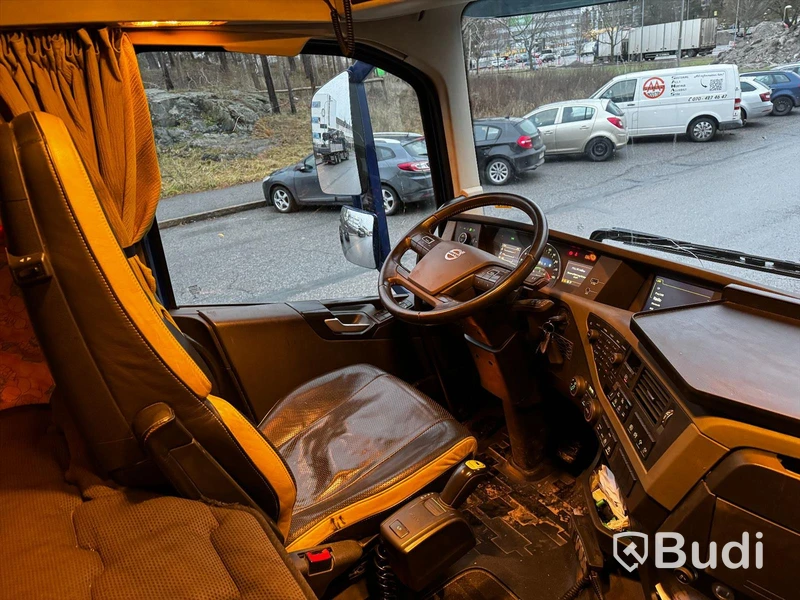 Tippbil Volvo FH 750 8x4 16.1 | I-Shift | 750hk | 2015 | Euro6
