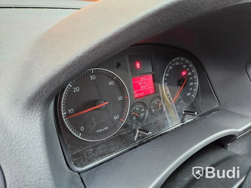 Skåpbil Volkswagen Caddy Panel Van 1.9 TDI -2006 | Manuell | 105hk | Repobjekt. Auktionen omstartad.