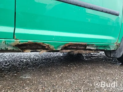 Skåpbil Volkswagen Caddy Panel Van 1.9 TDI -2006 | Manuell | 105hk | Repobjekt. Auktionen omstartad.