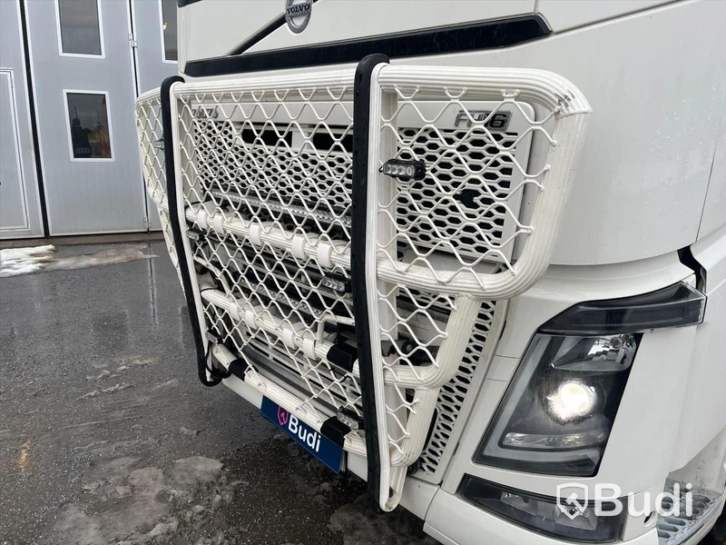 Lastväxlare Volvo FH 16 -2016 | I-Shift | 562hk | HIAB 24 ton | Nybesiktigad