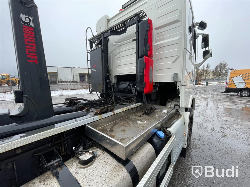 Lastväxlare Volvo FH 16 -2016 | I-Shift | 562hk | HIAB 24 ton | Nybesiktigad