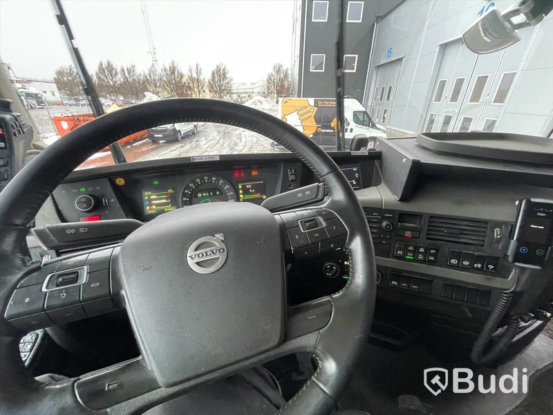 Lastväxlare Volvo FH 16 -2016 | I-Shift | 562hk | HIAB 24 ton | Nybesiktigad