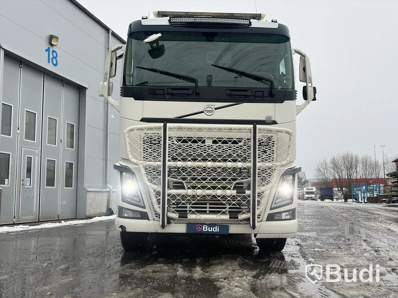 Lastväxlare Volvo FH 16 -2016 | I-Shift | 562hk | HIAB 24 ton | Nybesiktigad