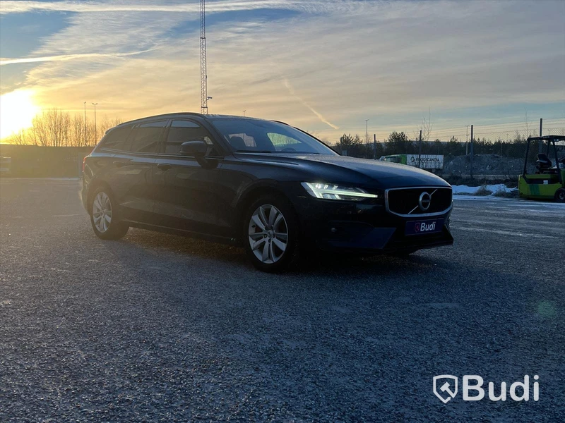 Personbil Volvo V60 D4 -2019 AWD | Momentum |  Geartronic | D-Värm | VOC | 190hk