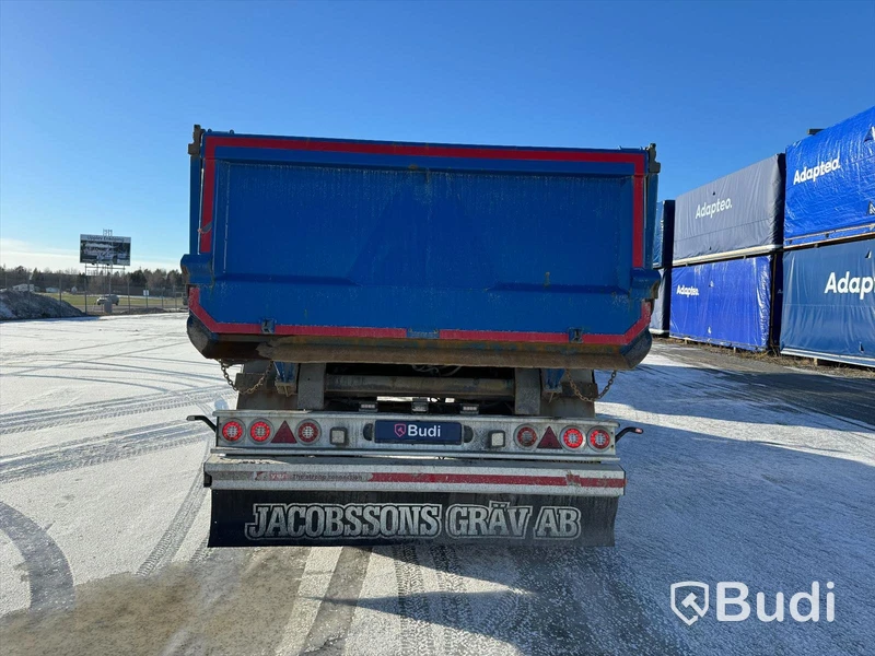 Tippbil VOLVO FH16 8x4 -2016 | SÖRLING-ILSBO SÖ3SS -2016