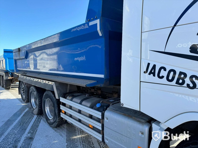 Tippbil VOLVO FH16 8x4 -2016 | SÖRLING-ILSBO SÖ3SS -2016