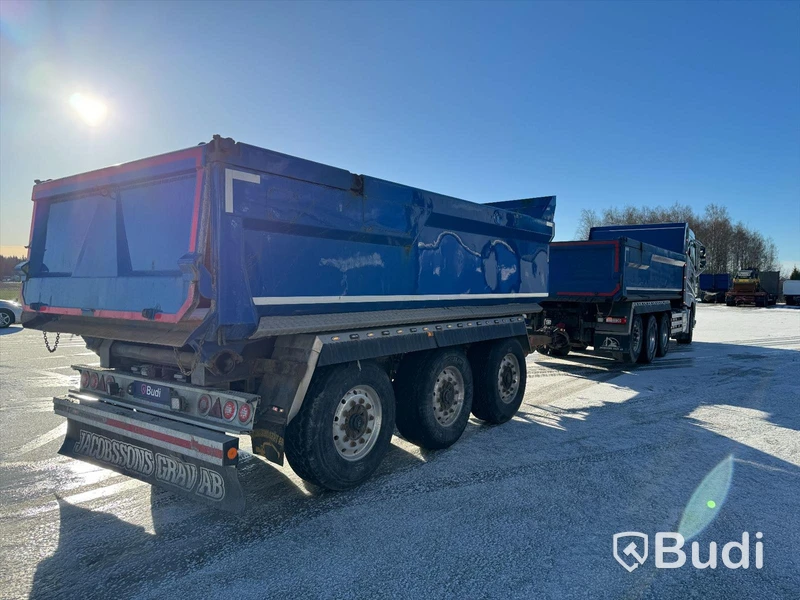 Tippbil VOLVO FH16 8x4 -2016 | SÖRLING-ILSBO SÖ3SS -2016