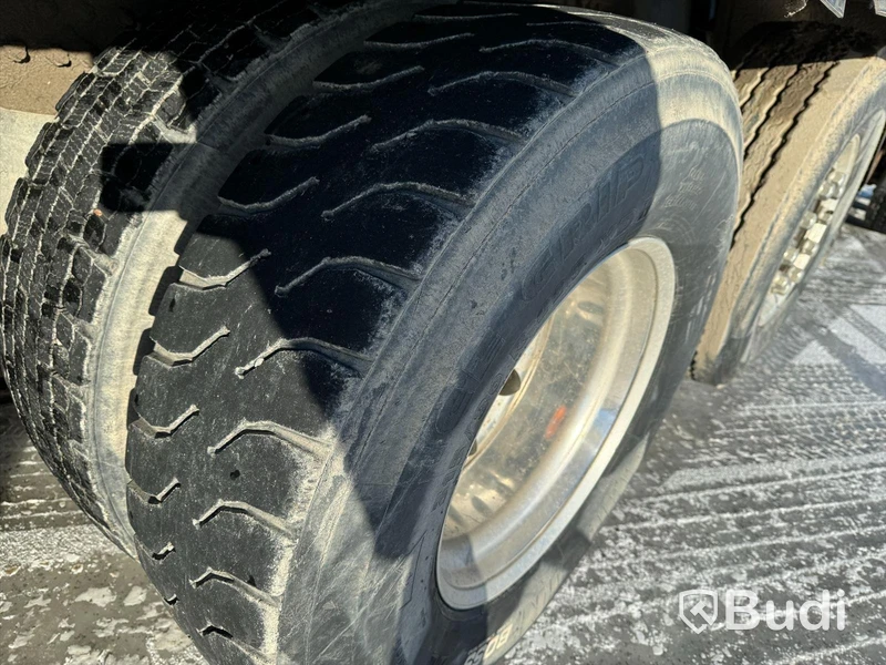 Tippbil VOLVO FH16 8x4 -2016 | SÖRLING-ILSBO SÖ3SS -2016