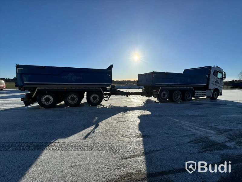 Tippbil VOLVO FH16 8x4 -2016 | SÖRLING-ILSBO SÖ3SS -2016