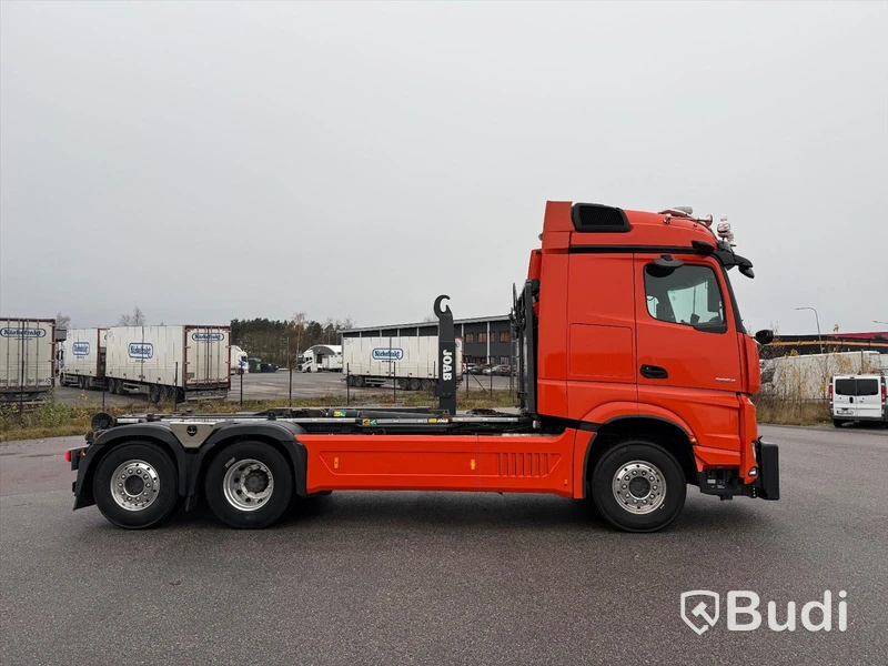 Lastväxlare Mercedes-Benz Arocs -2022 | JOAB | Plogutrustad