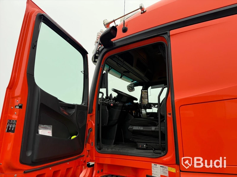 Lastväxlare Mercedes-Benz Arocs -2022 | JOAB | Plogutrustad