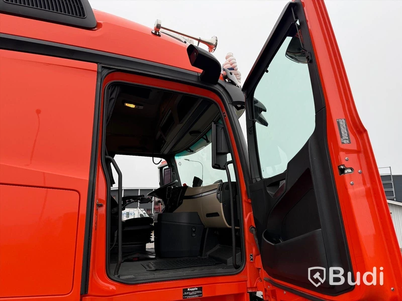 Lastväxlare Mercedes-Benz Arocs -2022 | JOAB | Plogutrustad