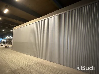 Lack- & blästerbox med utrustning - 8x16 m med dubbla portar