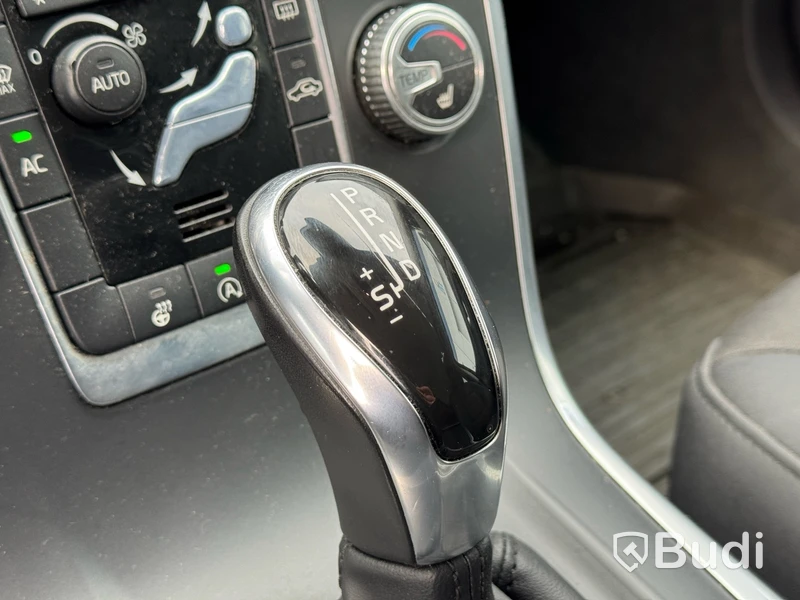 Volvo V70 D2 Geartronic -2014