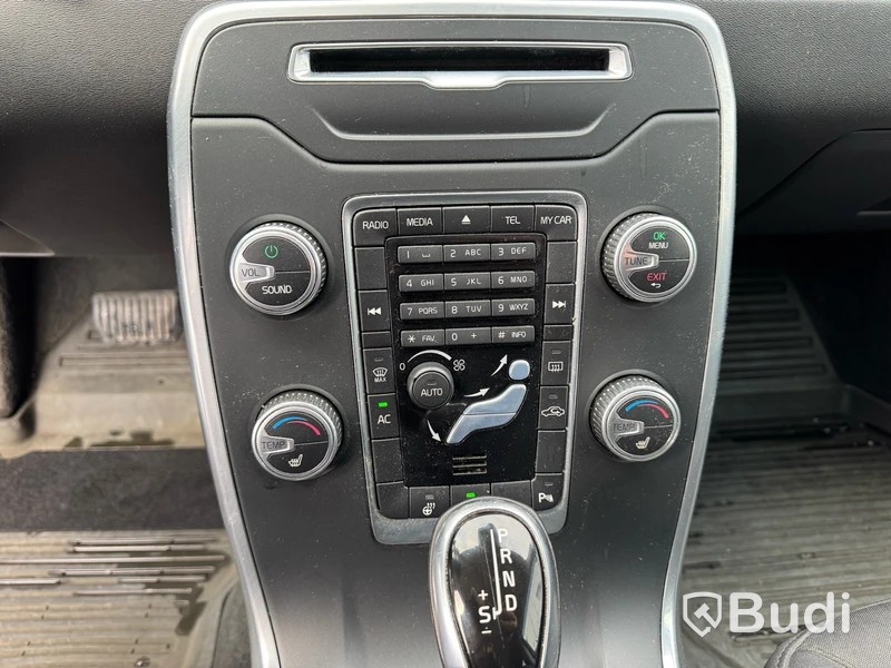 Volvo V70 D2 Geartronic -2014