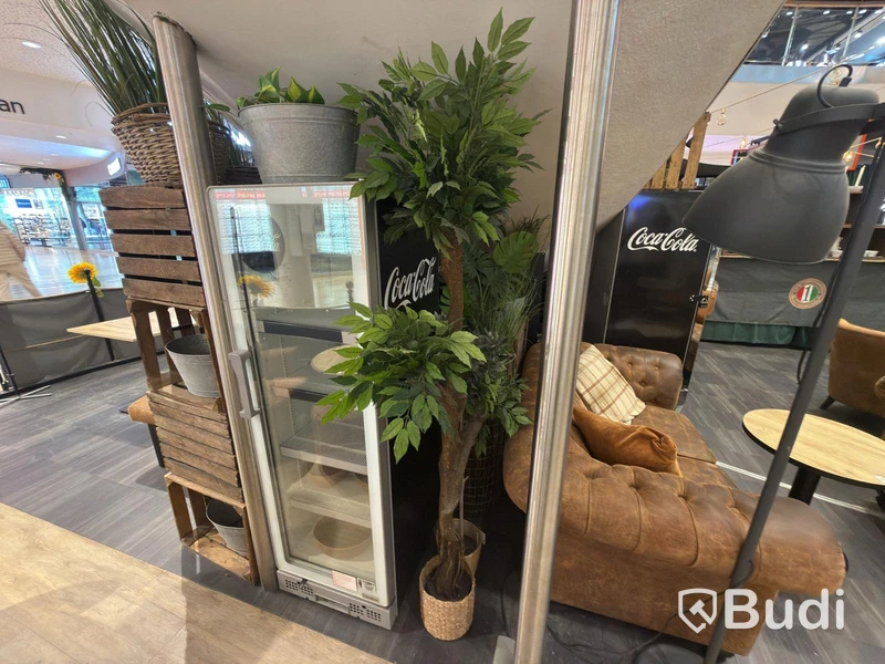 Lot of artificial trees & plants