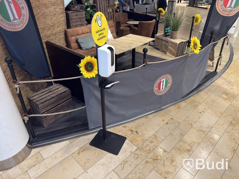 Posts for outdoor seating enclosure | 23 pcs
