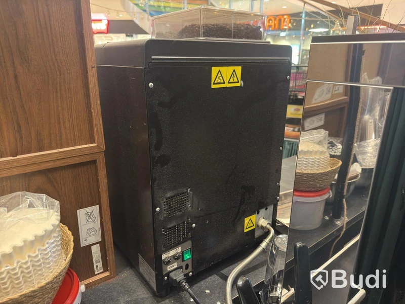 Rheavendors Larhea GrandeT coffee machine