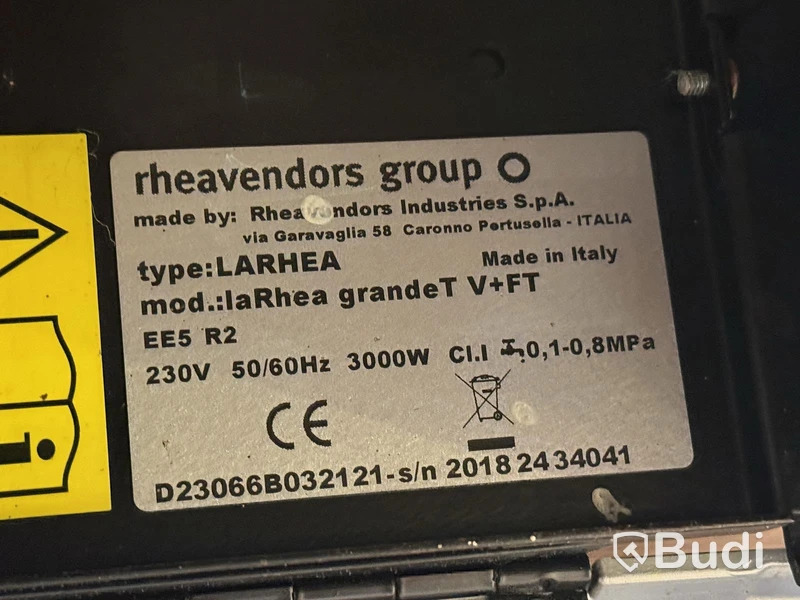 Rheavendors Larhea GrandeT coffee machine