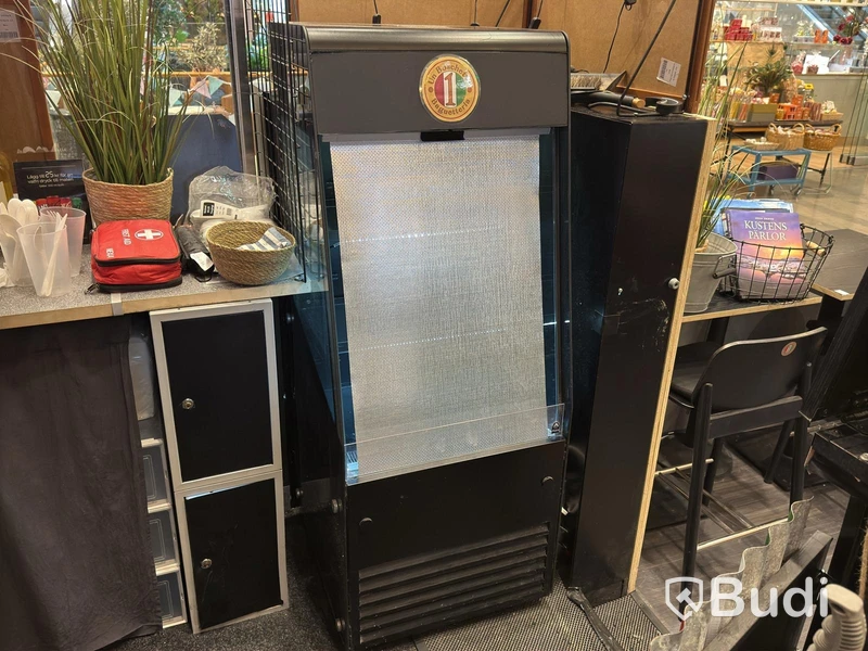 Refrigerated display counter Aste Finland AVO HARMONY145-60