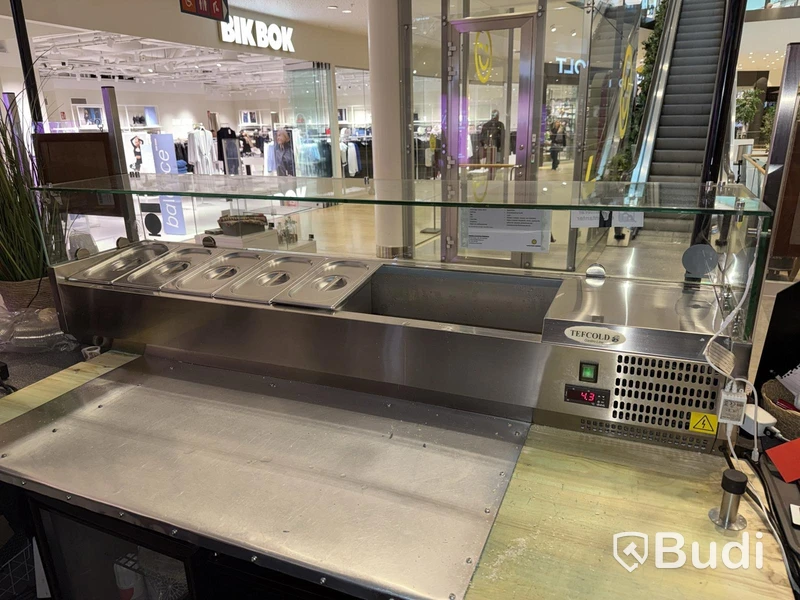 Refrigerated display counter Tefcold VK33-160 | 2011