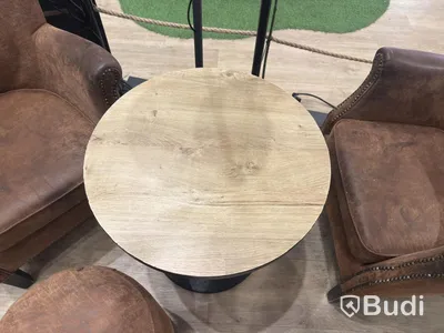 2 armchairs, table & pouf