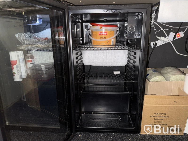 Adexa CW851 Refrigerator | 80 L | 2021