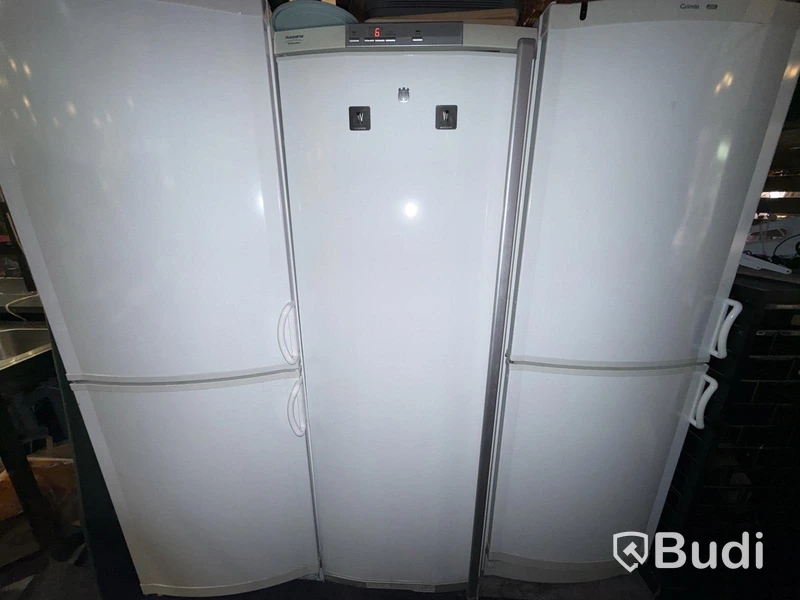 Husqvarna Refrigerator QR2345W | 378 L