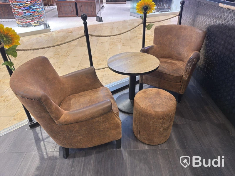 2 armchairs, table & pouffe