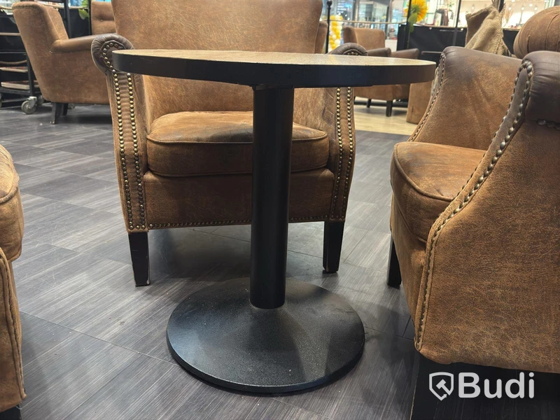 3 armchairs & 1 table