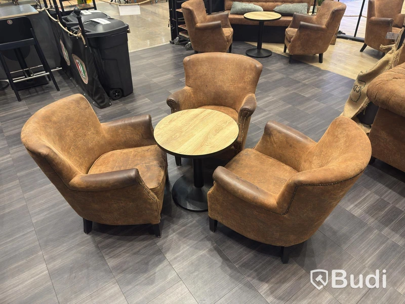 3 armchairs & 1 table