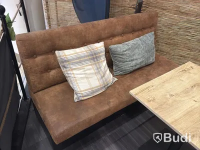2 sofas & 2 tables