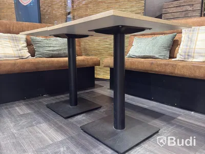 2 sofas & 2 tables