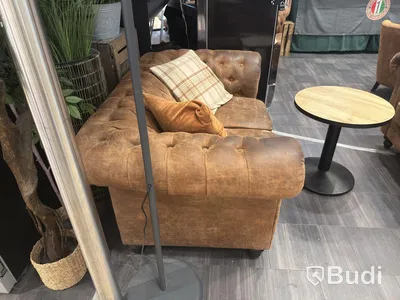 2 sofas & coffee table