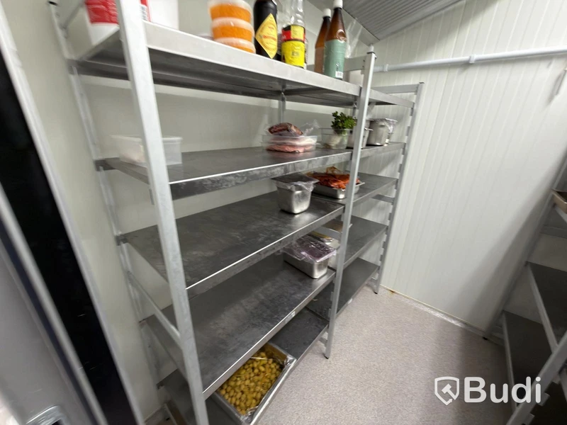 Stainless steel shelving, 4 sections