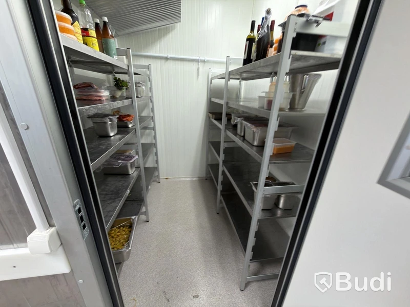 Stainless steel shelving, 4 sections