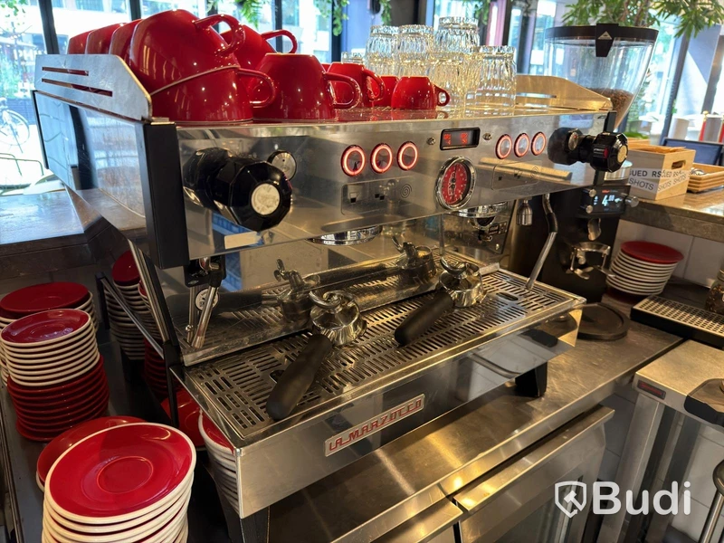 La Marzocco coffee machine - EV LEASING