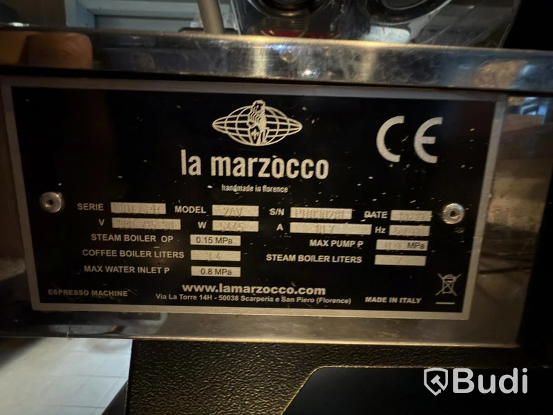 La Marzocco coffee machine - EV LEASING