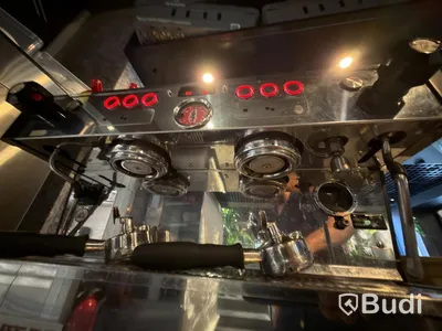 La Marzocco coffee machine - EV LEASING