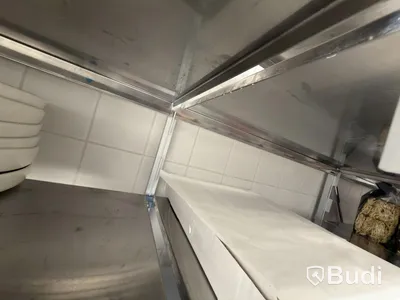 Stainless steel shelving system with 6 sections