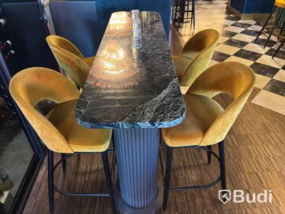 Marble dining table incl. 4 Homeline chairs
